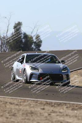 media/Nov-08-2025-Speed Ventures (Sat) [[1c7a6332f5]]/Orange/Session 2 (Turn 2)/